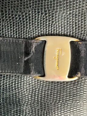 Ferragamo Lizard Wallet Ribbon Rubbed used Lux Final Sale Low Start